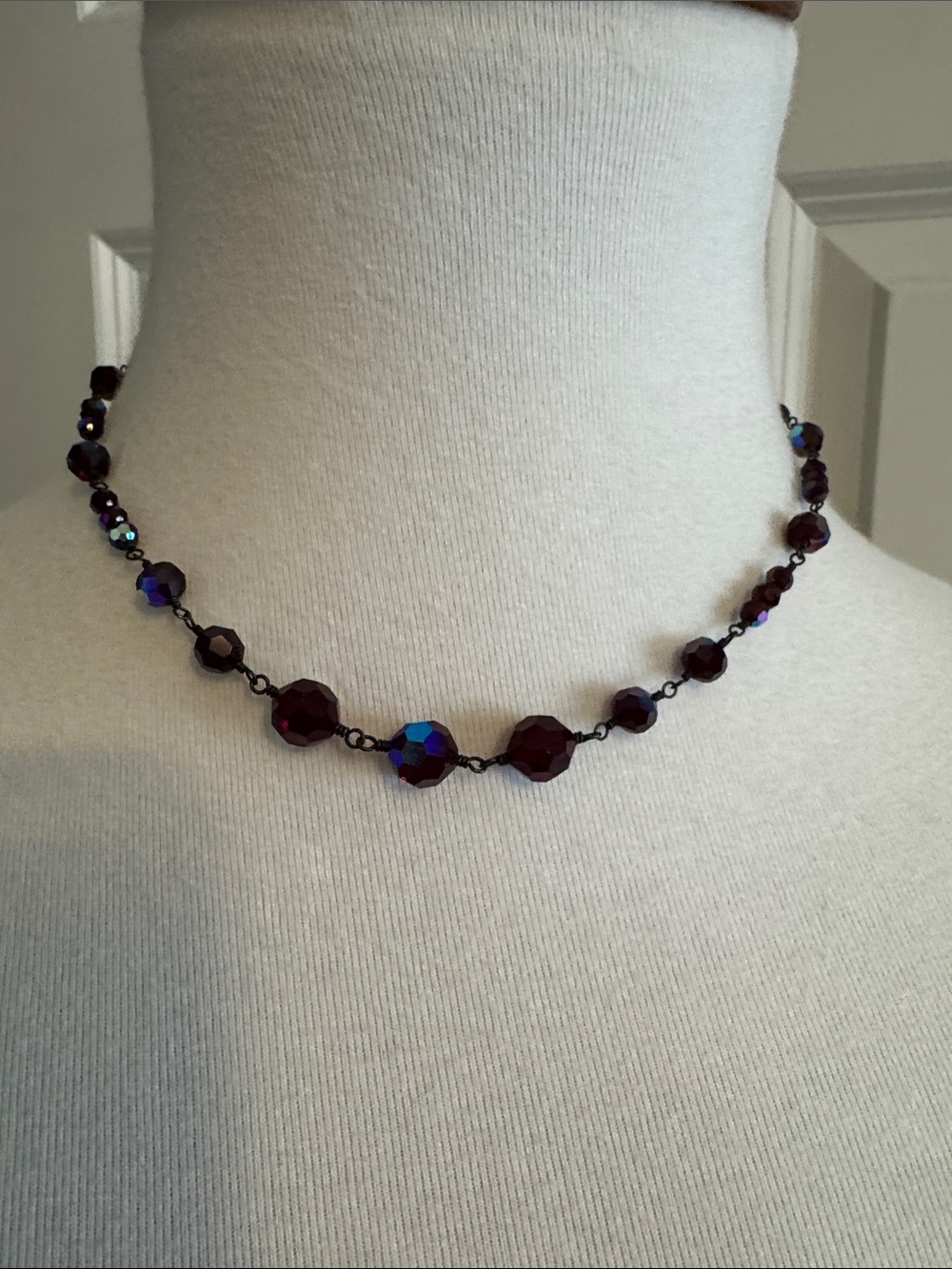Red Swarovski Crystal Vintage-Inspired Dark Red/Amethyst Beaded Choker Necklace